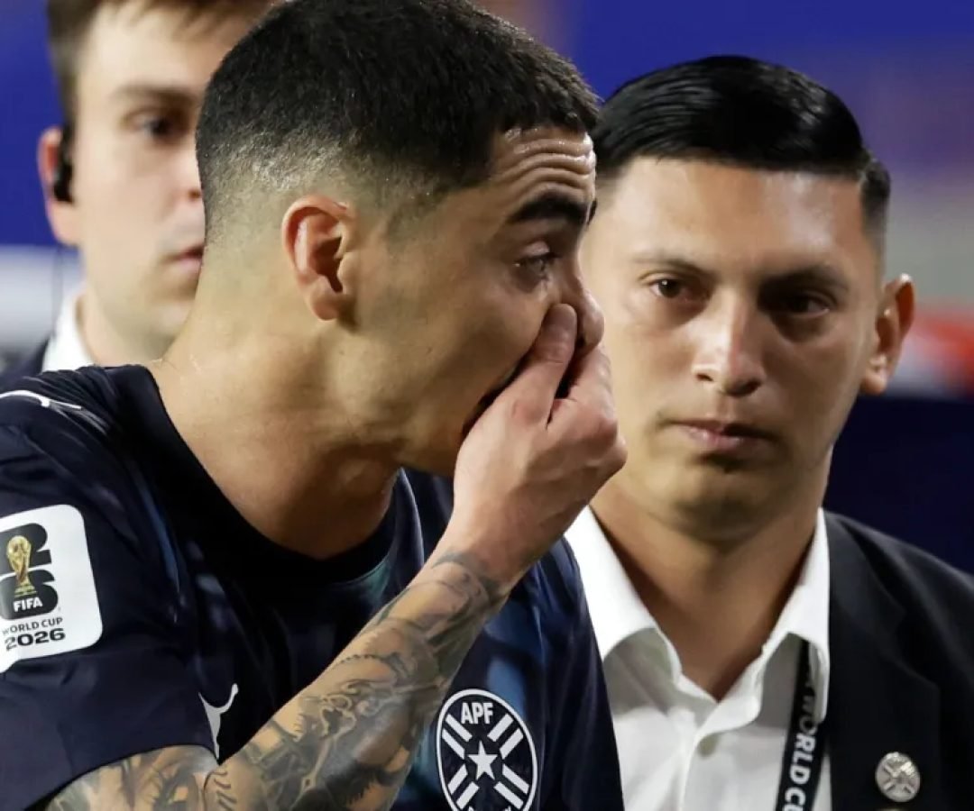 Miguel-Almiron-tapa-boca-Paraguai-e1781927826166.jpg