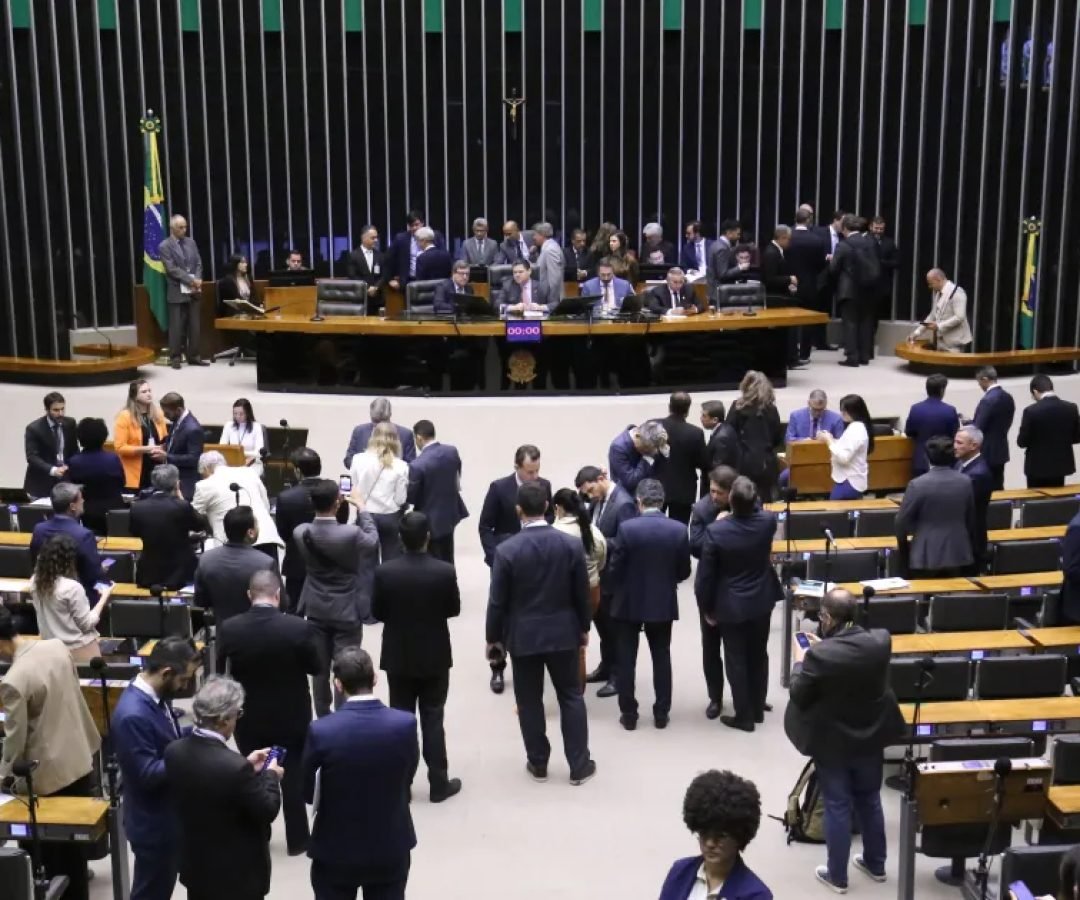 PLENARIO-SESSAO-CONGRESSO-04-12-25.jpg