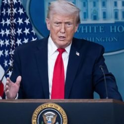 Presidente-Donald-Trump-participa-de-coletiva-de-imprensa-da-Casa-Branca-e1769027781558.jpg