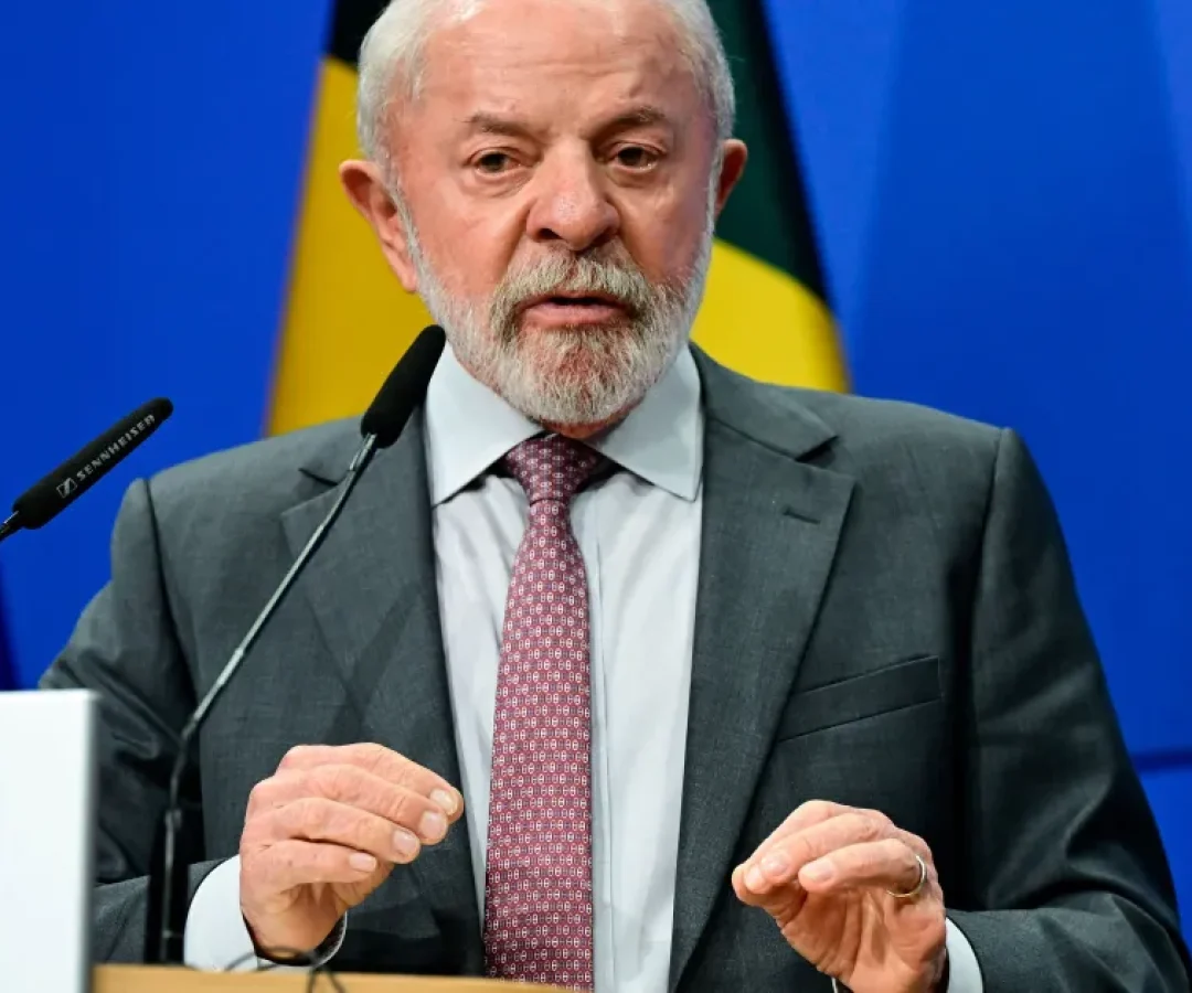 Presidente-Luiz-Inacio-Lula-da-Silva-durante-entrevista-coletiva-em-Hannover-na-Alemanha-20-de-abril.webp