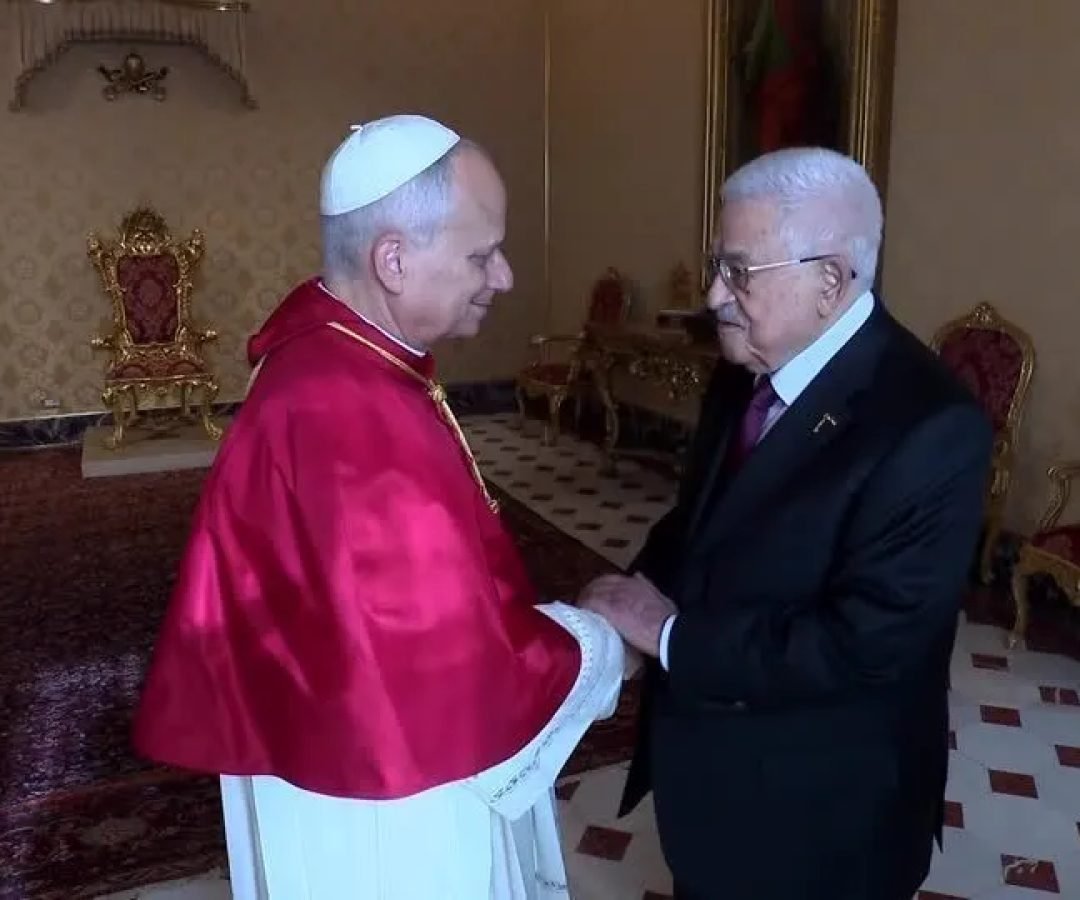 Presidente-palestino-Abbas-se-encontra-com-o-papa-Leao-no-Vaticano.jpg