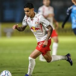 Red-Bull-Bragantino-x-Blooming-Foto-de-Ari-Ferreira-Red-Bull-Bragantino-1-e1776393308399.jpg