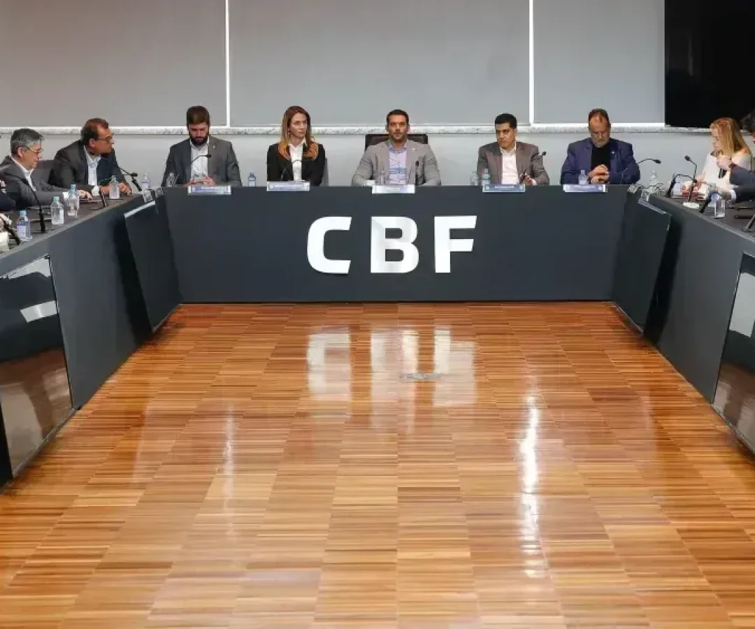 Reuniao-da-CBF-com-clubes-da-Serie-C-e1762351689727.webp.webp