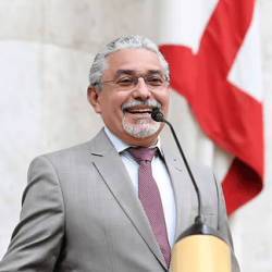 Senival-Moura-e1782442893952.png