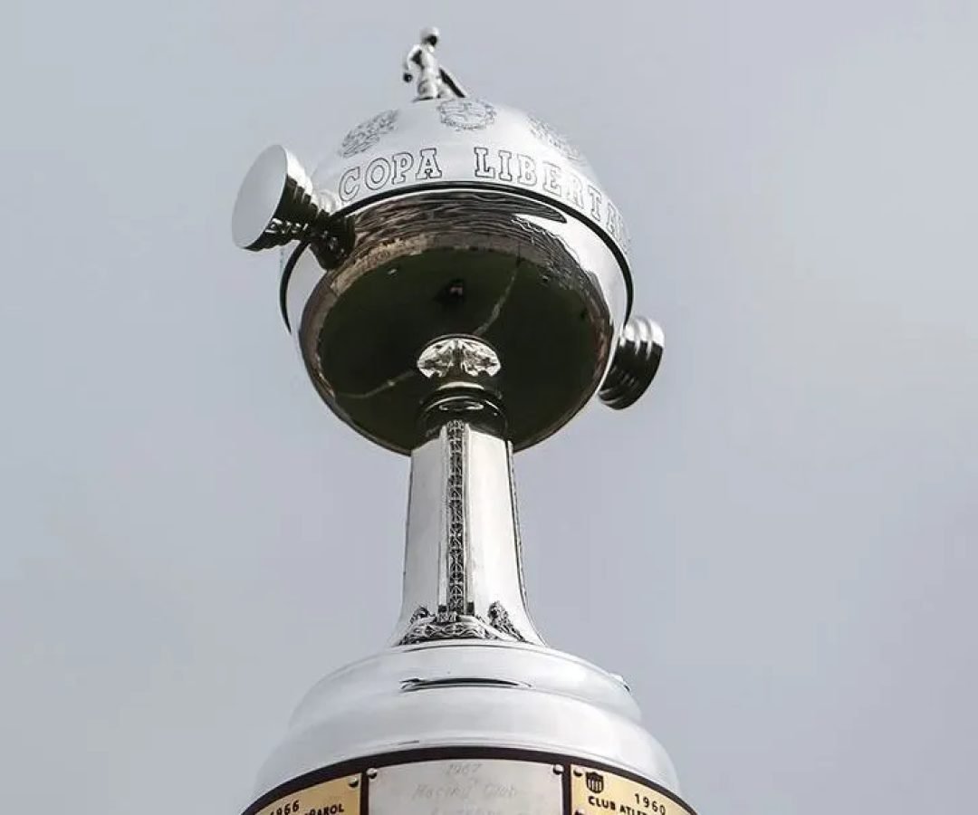 TROFEU-LIBERTADORES-LIMA-MONUMENTAL_2-e1771982855678.jpeg