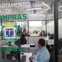 Capacitação ensina empreendedores a participarem de licitações e ampliar oportunidades de negócio