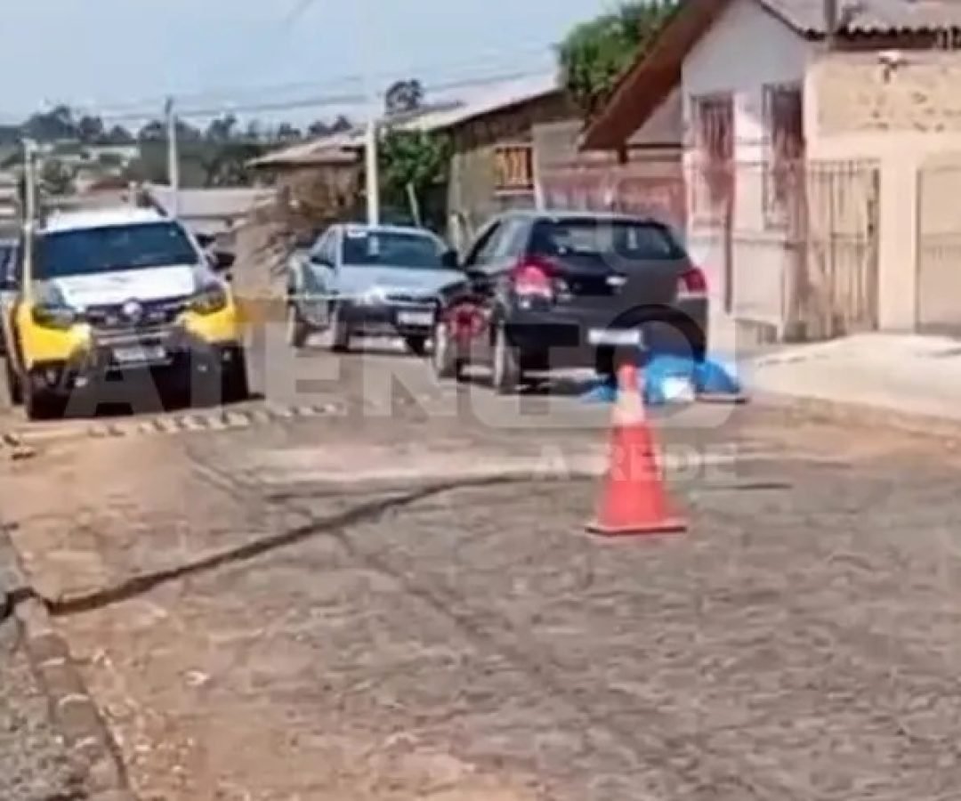 mulher e namorado são mortos a tiros em Reserva
