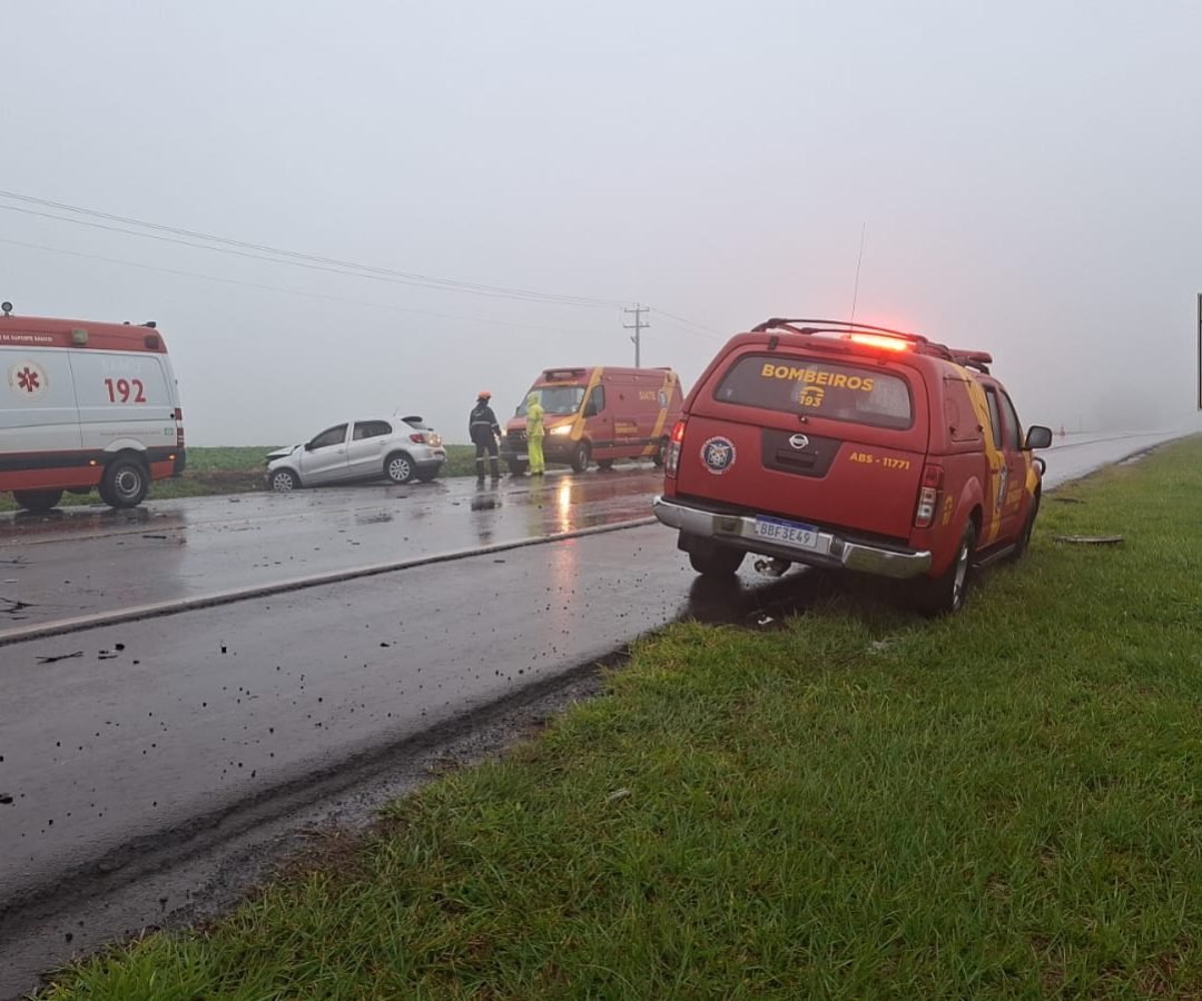 Acidente entre carro e caminhão deixa três feridos na BR-369 entre Cascavel e Corbélia