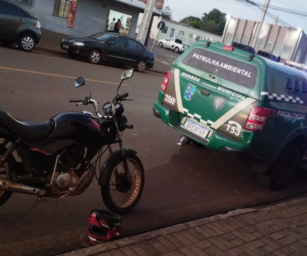 Homem é preso por embriaguez ao volante após ser flagrado pilotando em zigue-zague em Cascavel
