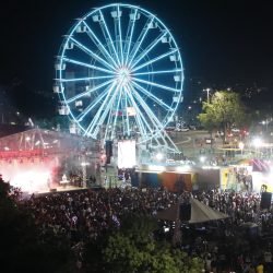 Festa de aniversário de Cascavel e abertura do Natal terão show gratuito da dupla Everton e Alex e chegada do Papai Noel