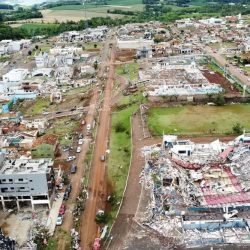 Veículo danificado pelo tornado que atingiu Rio Bonito do Iguaçu é furtado após o desastre