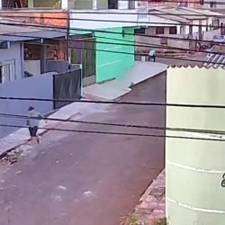 Suspeito abandona carro carregado de cigarros e foge a pé durante ação do BPFron em Foz do Iguaçu