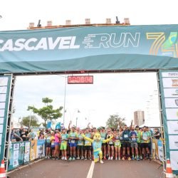 Cascavel celebra 74 anos com maior corrida de rua da história da cidade e arrecada mais de 2,5 toneladas de ração para animais