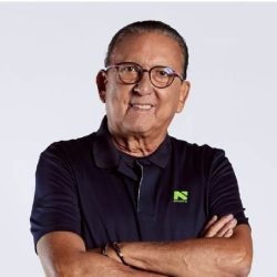 Galvão Bueno é internado e neta atualiza estado de saúde do narrador