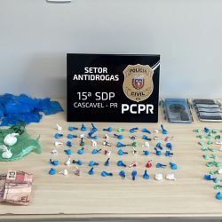 Polícia Civil prende duas mulheres por tráfico de drogas no bairro Clarito, em Cascavel