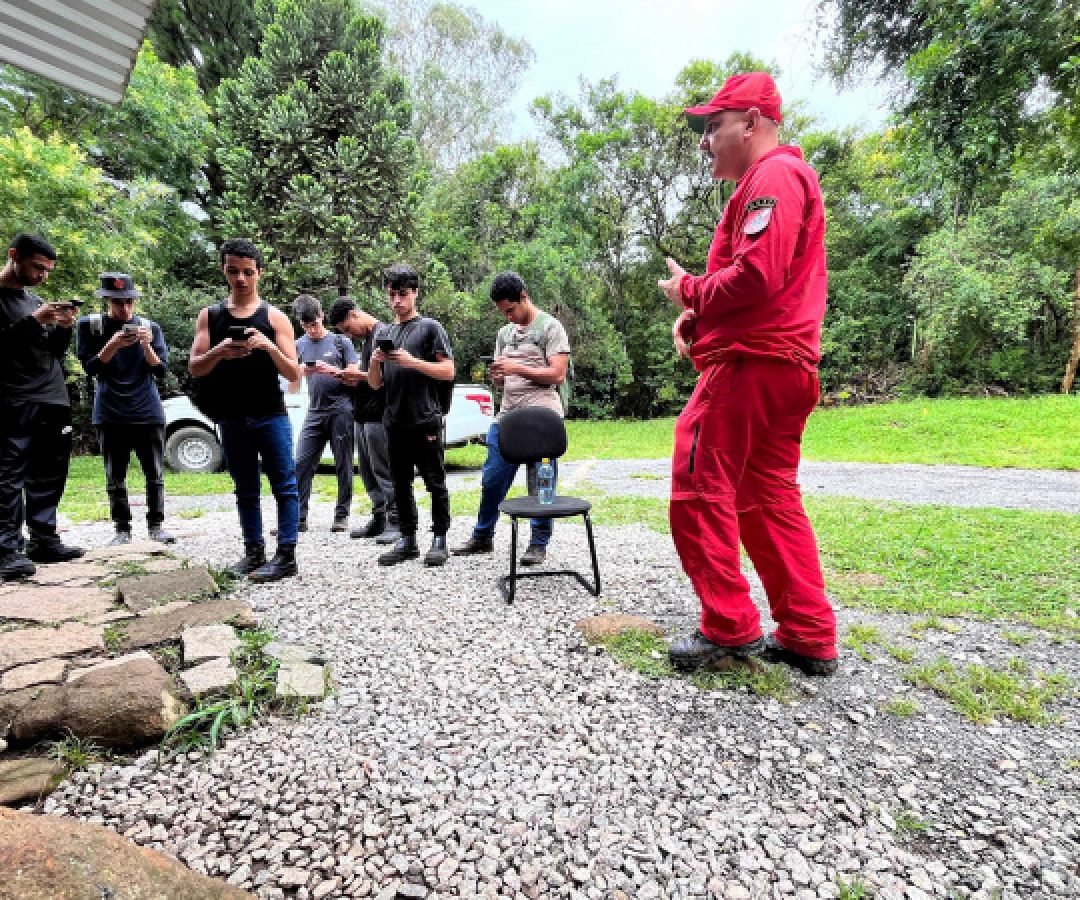 Ação de prevenção de acidentes na montanha impacta 300 pessoas no Carnaval