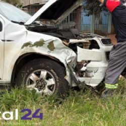 Acidente de trânsito deixa mulher ferida no cruzamento das ruas Paricis e Tupinambás