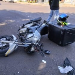 Acidente deixa motociclista inconsciente no Coqueral