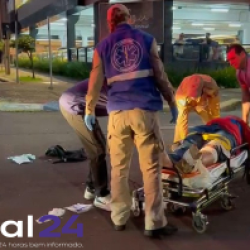 Acidente entre carro e moto é registrado no cruzamento da Paraná com Castro Alves, em Cascavel