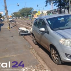 Acidente entre moto e carro é registrado na Avenida Barão com Amazonas