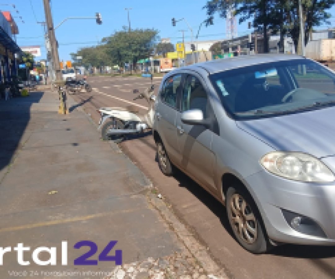 Acidente entre moto e carro é registrado na Avenida Barão com Amazonas