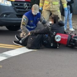Adolescente fica ferido em acidente com moto elétrica no Cancelli