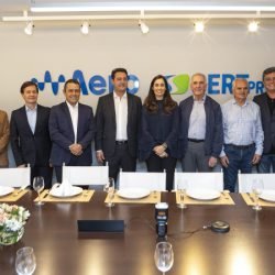 Governador apresenta avanços do Paraná e destaca papel da imprensa a radiodifusores