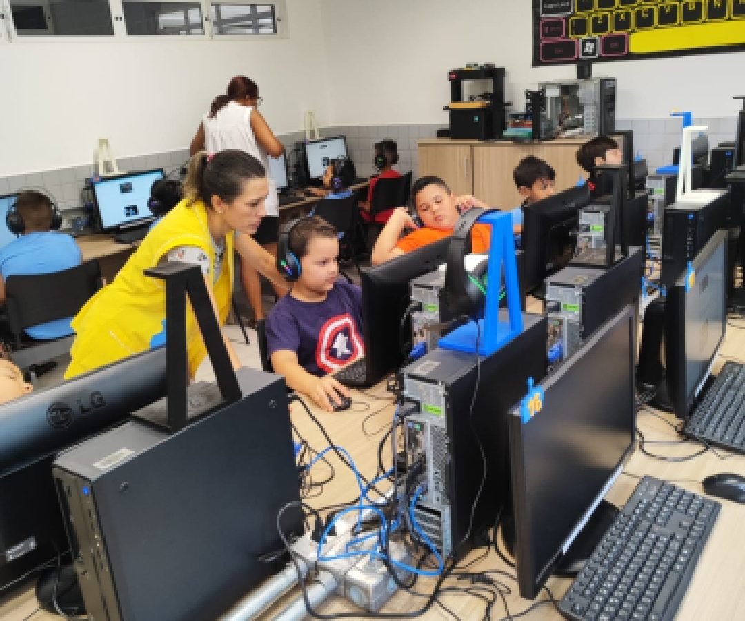 Alunos da Escola da Transparência I avançam para fase presencial de olimpíada nacional