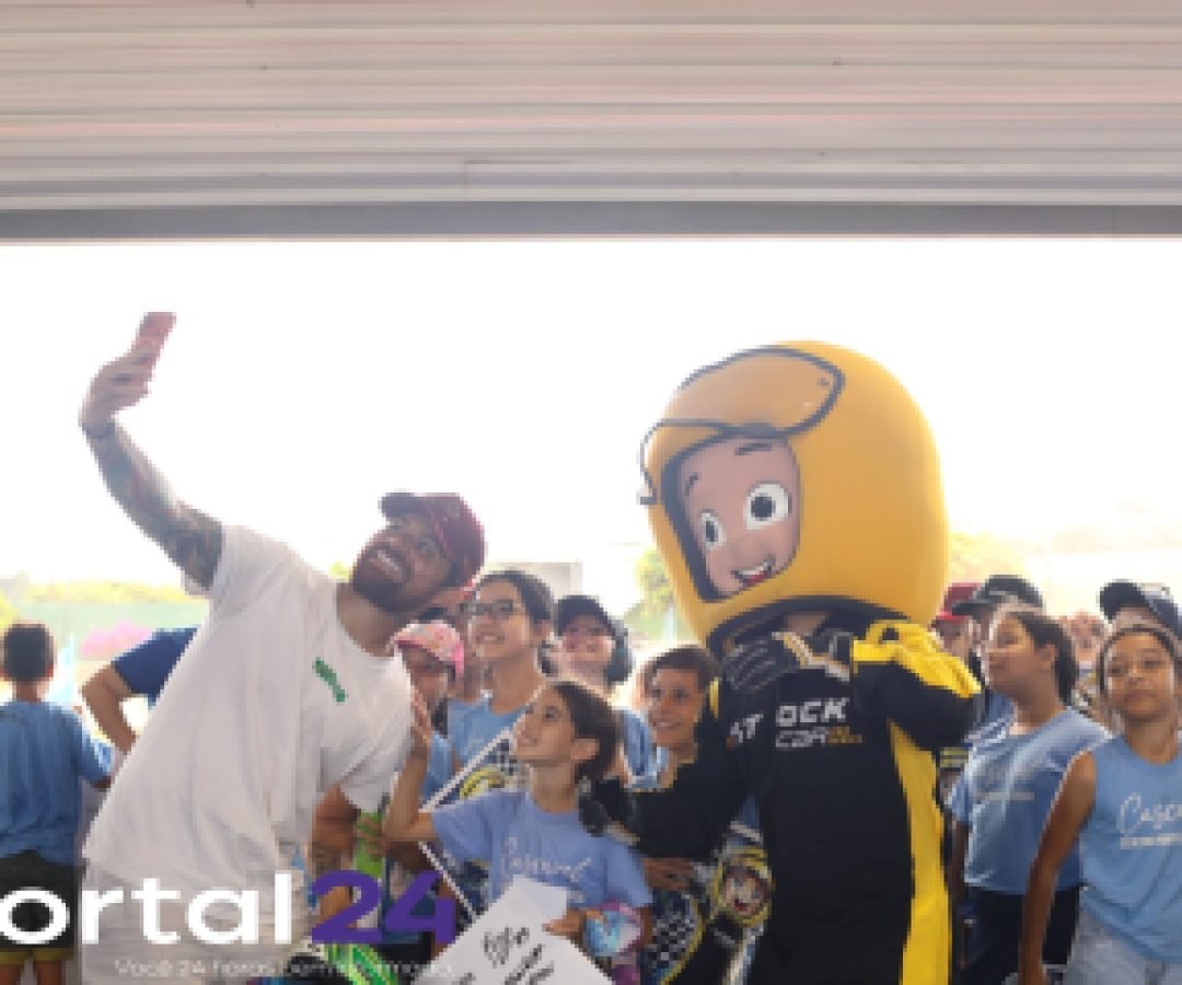 Alunos da rede municipal visitam autódromo e conhecem bastidores da Stock Car em Cascavel