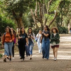 Mais de 69 mil alunos iniciam ano letivo nas universidades estaduais; 16,9 mil são calouros