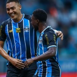 amuzu-carlos-vinicius-gremio-confianca-e1776818727531.jpg