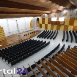 Anfiteatro Emir Sfair passa por revitalização após 22 anos em Cascavel