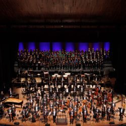 Concerto dos 41 anos da Orquestra Sinfônica do Paraná leva 4,3 mil pessoas ao Guaíra