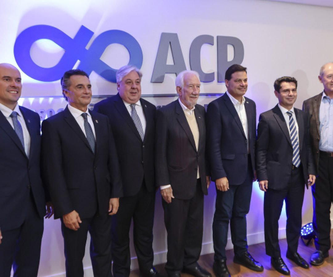 Piana participa de homenagens à Associação Comercial do Paraná e à educação adventista