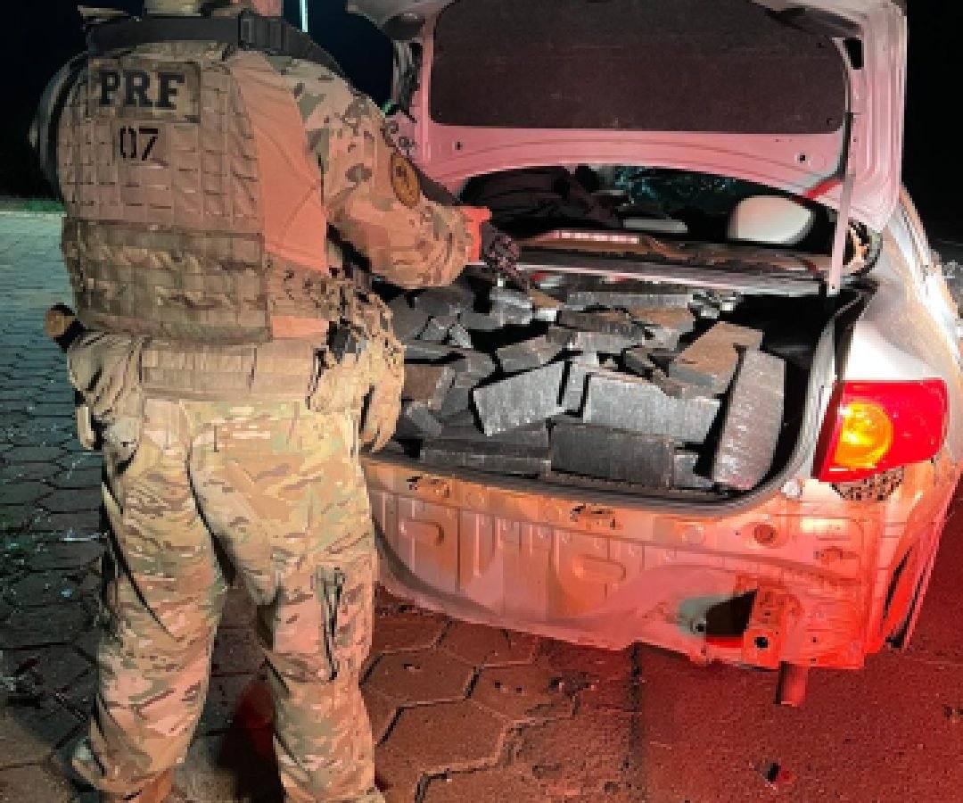 Após perseguição, menores são apreendidos com 660 kg de maconha no Oeste