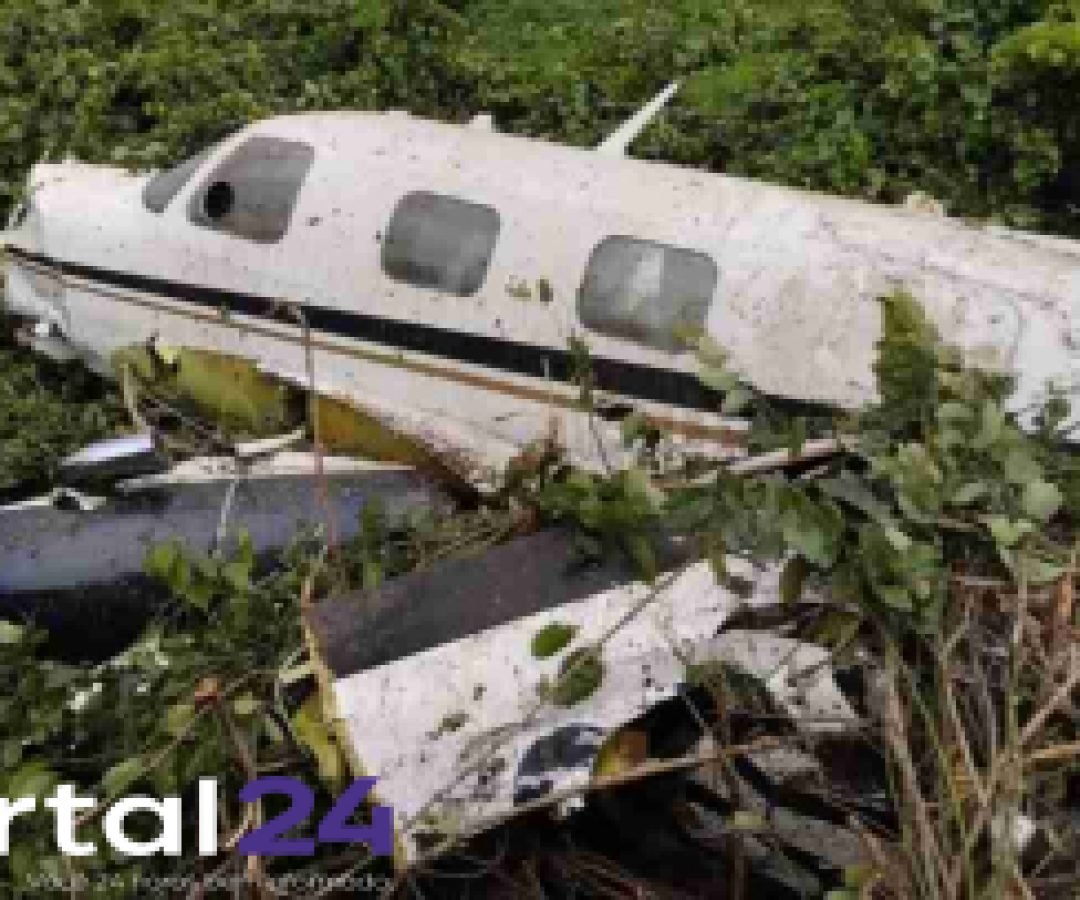 Avião com destino a Curitiba cai em Santa Catarina e deixa duas pessoas gravemente feridas