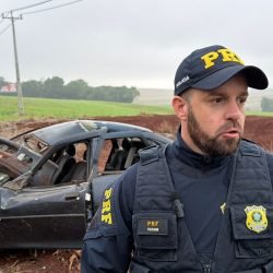 Motorista desobedeceu ordem de parada e capotou”, diz PRF sobre Vectra com drogas na BR-369
