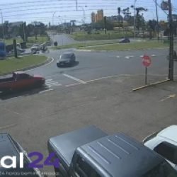 Batida entre duas motos é registrada no trevo da Portal, na BR-277, e deixa feridos