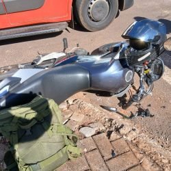Motociclista fica ferido em colisão entre Honda CG e HB20 em Cascavel