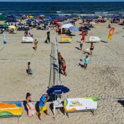 Cuidados com a pele, alimentação e hidratação são essenciais no verão e festas de fim de ano
