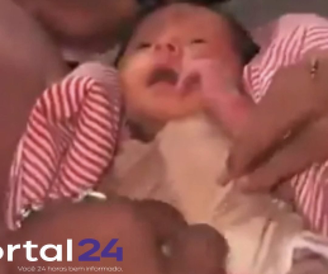 Bebê de 18 dias é resgatado após 32 horas sob escombros na Venezuela
