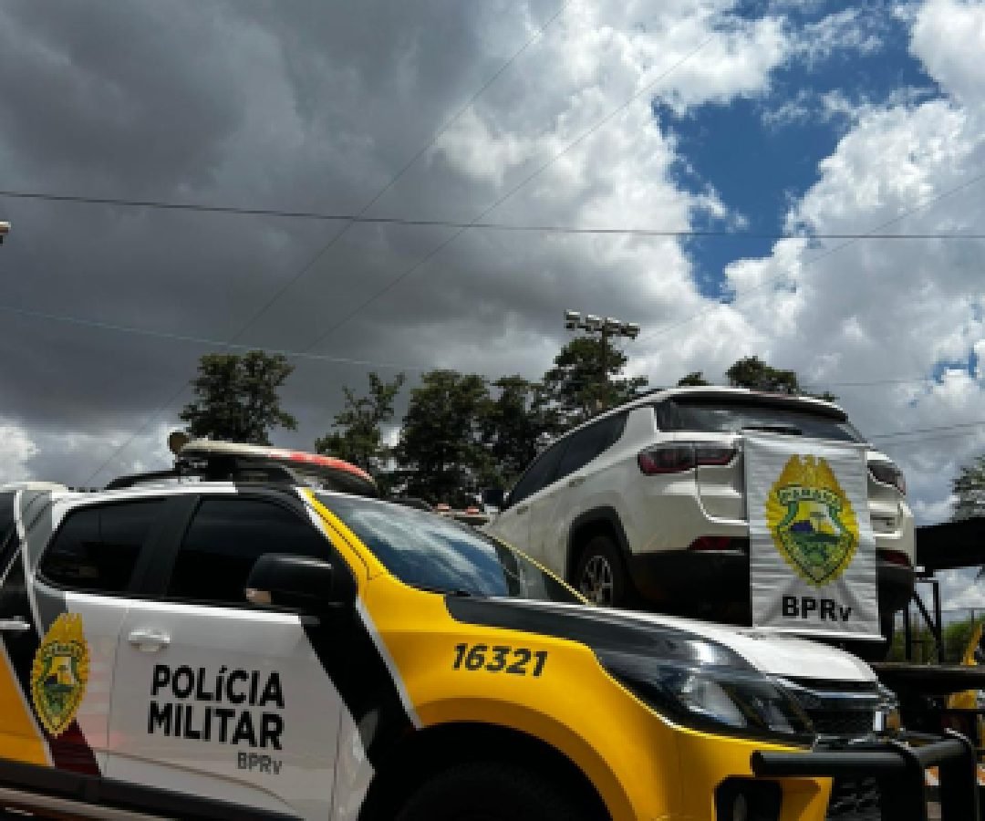 BPRv prende jovem, apreende dois menores e recupera Jeep Compass roubado em Maringá