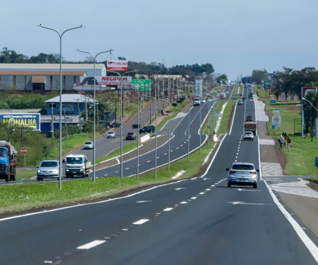Com IPVA 45% mais barato, quase dois carros foram emplacados por minuto no Paraná em novembro