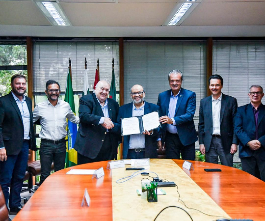 BRDE e IAT firmam contrato para gestão do Fundo de Recursos Hídricos do Paraná