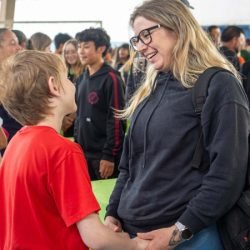 Dia da Educação integra famílias e equipes em unidades do programa Parceiro da Escola