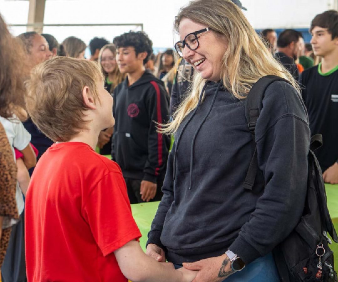 Dia da Educação integra famílias e equipes em unidades do programa Parceiro da Escola