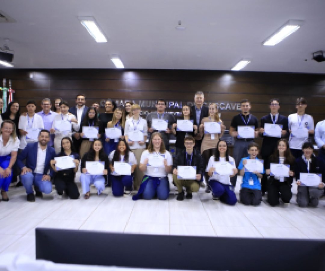 Câmara Jovem dá posse a estudantes do Ensino Médio para a 16ª Legislatura