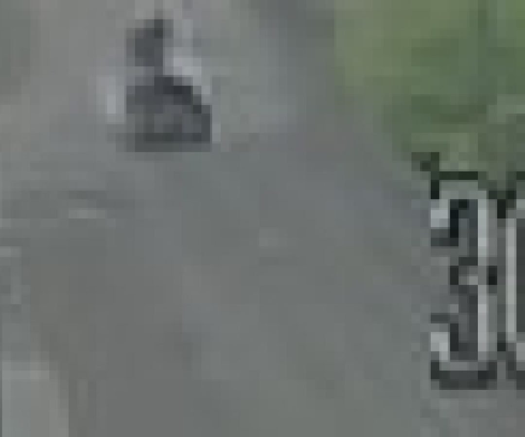 Câmera flagra acidente na marginal da BR-277 em Cascavel