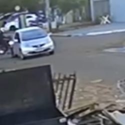 Câmera registra momento de acidente no Jardim Veneza em Cascavel