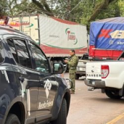 Caminhão é apreendido com drogas em Cascavel